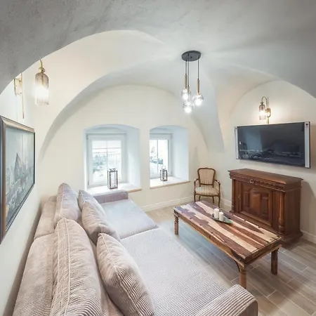 Apartment Loft W Kamienicy