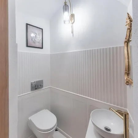 Apartment Loft W Kamienicy